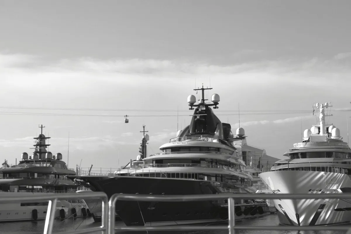 Yacht